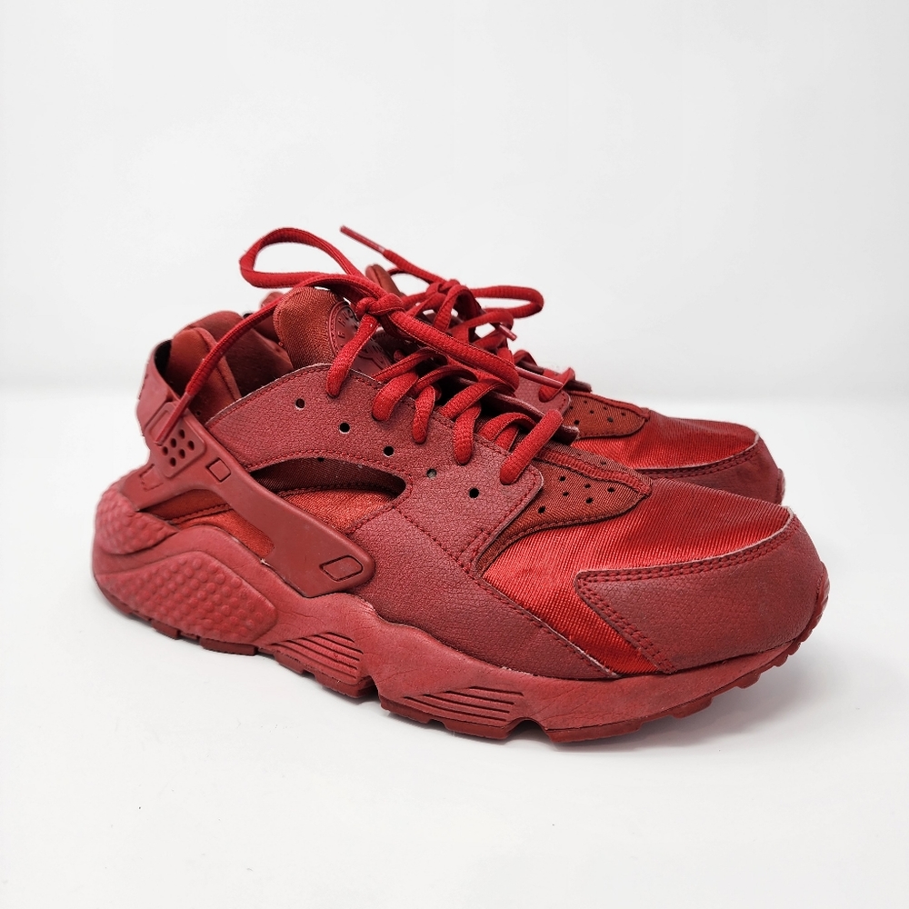 Red Nike Huaraches